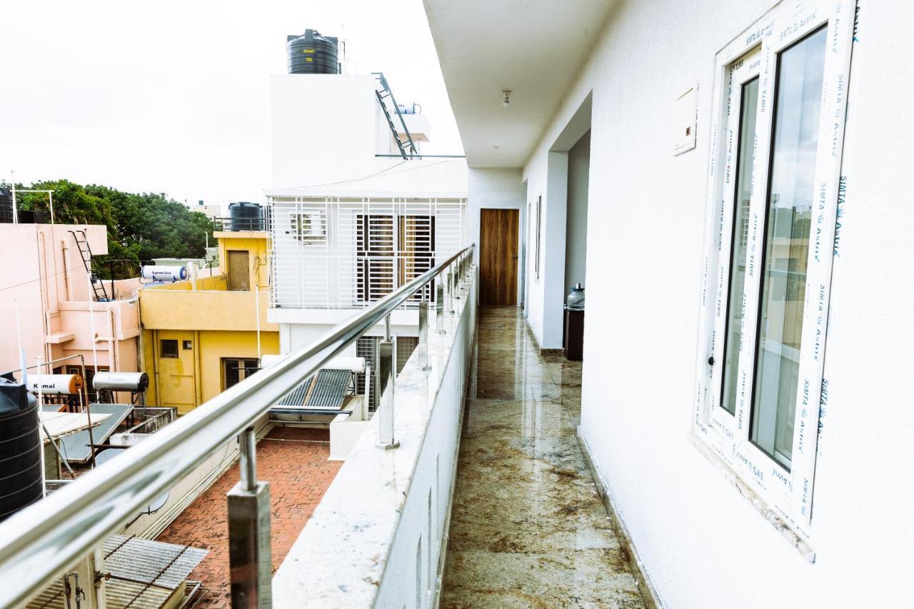 Rvr Home - Beautiful Rooms Bangalore Exterior photo