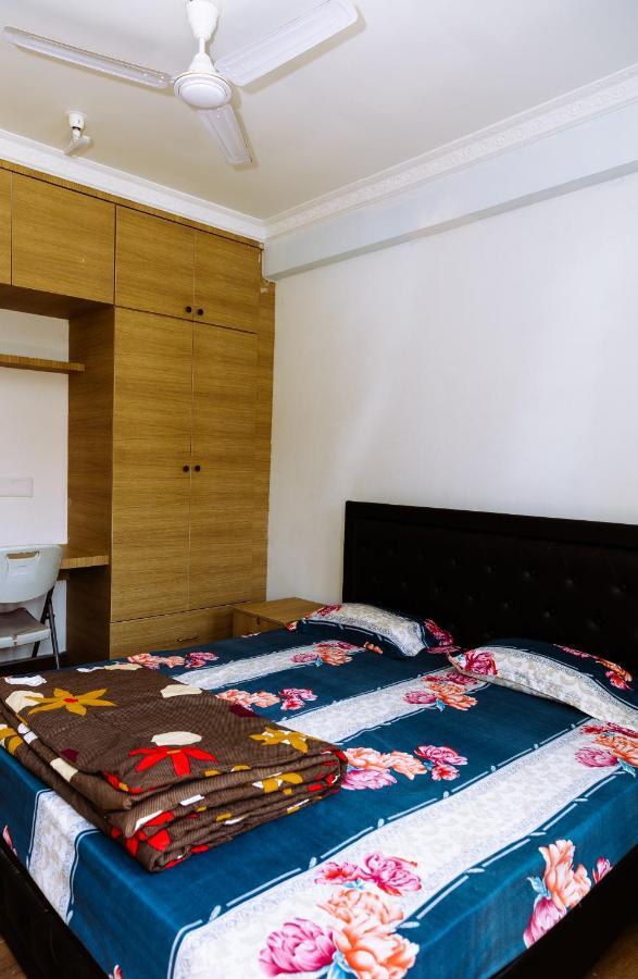 Rvr Home - Beautiful Rooms Bangalore Exterior photo